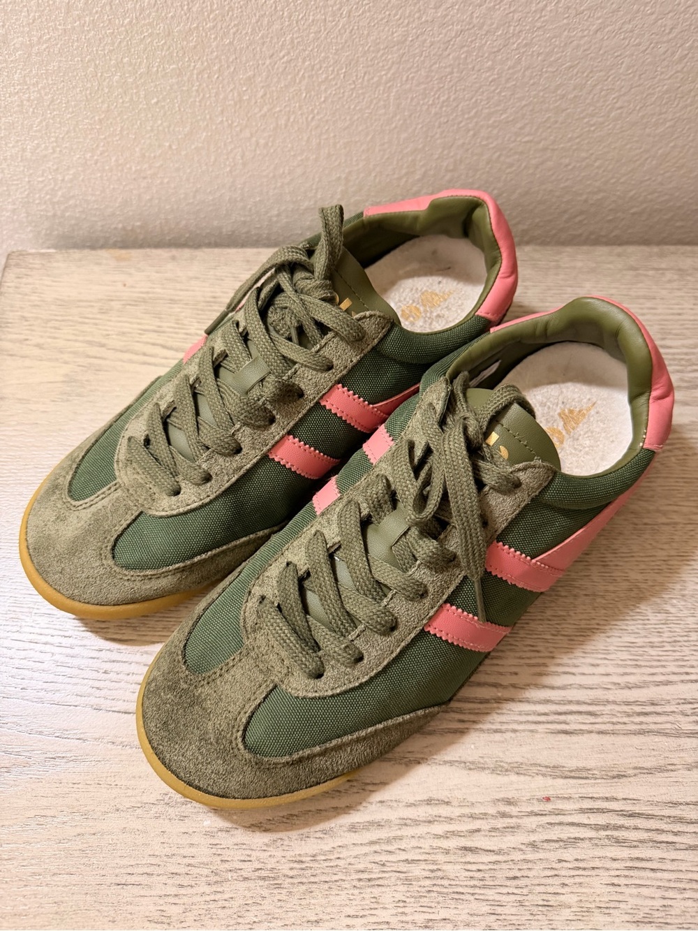 Gola Women's Olive Green and Pink Retro Sneakers